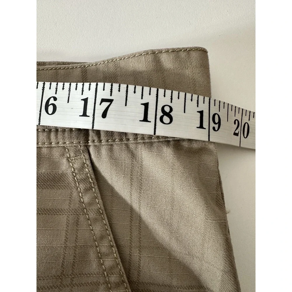 The North Face Cargo‎ Shorts Men Size 38 Beige Hiking Fishing Camping Pockets